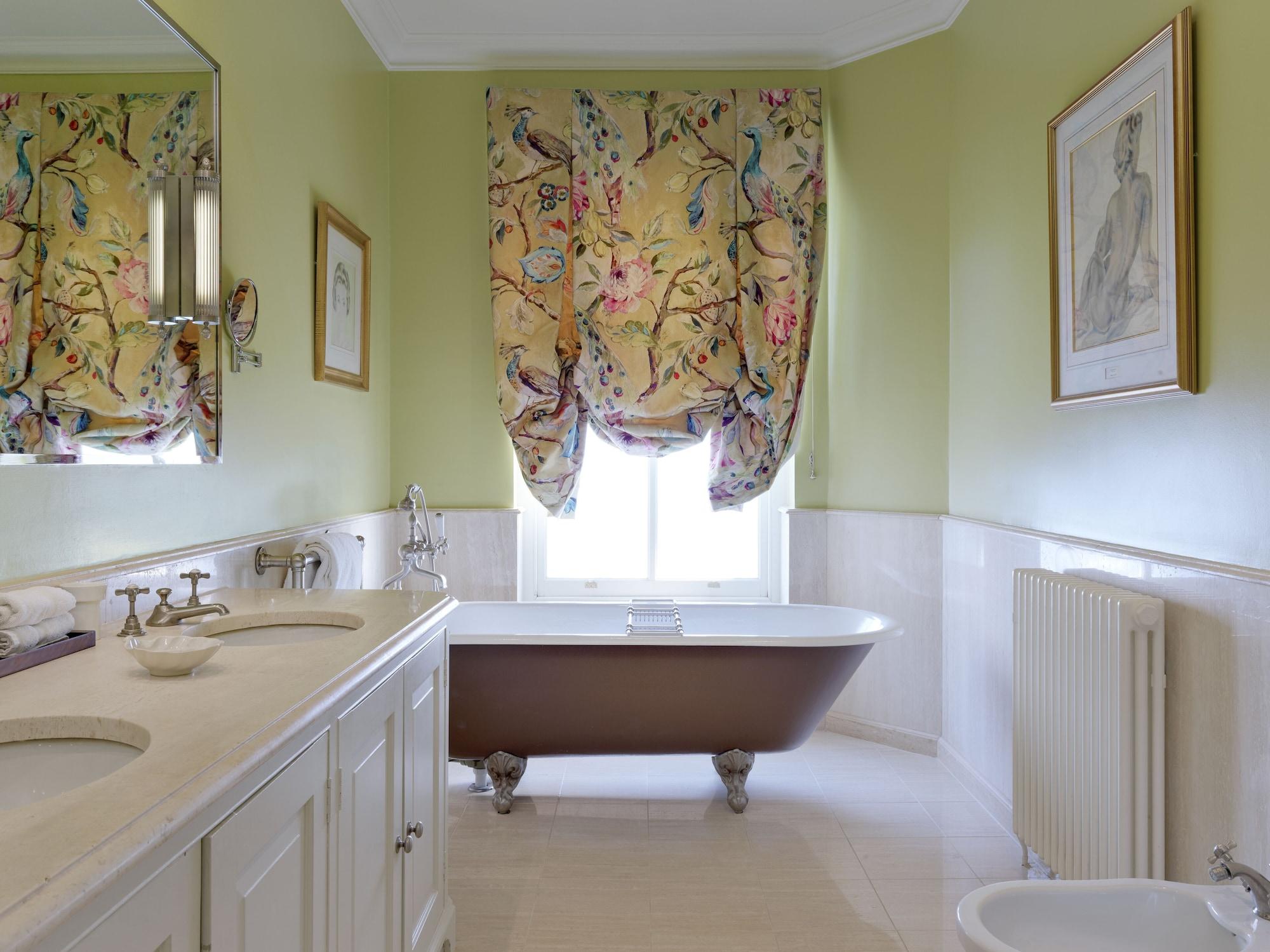 The Vineyard Hotel & Spa Newbury  Buitenkant foto