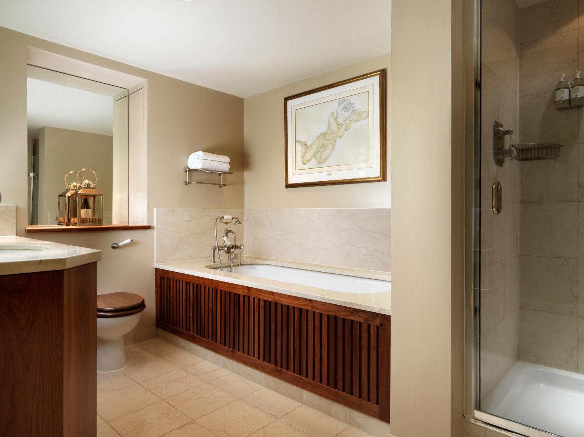 The Vineyard Hotel & Spa Newbury  Buitenkant foto