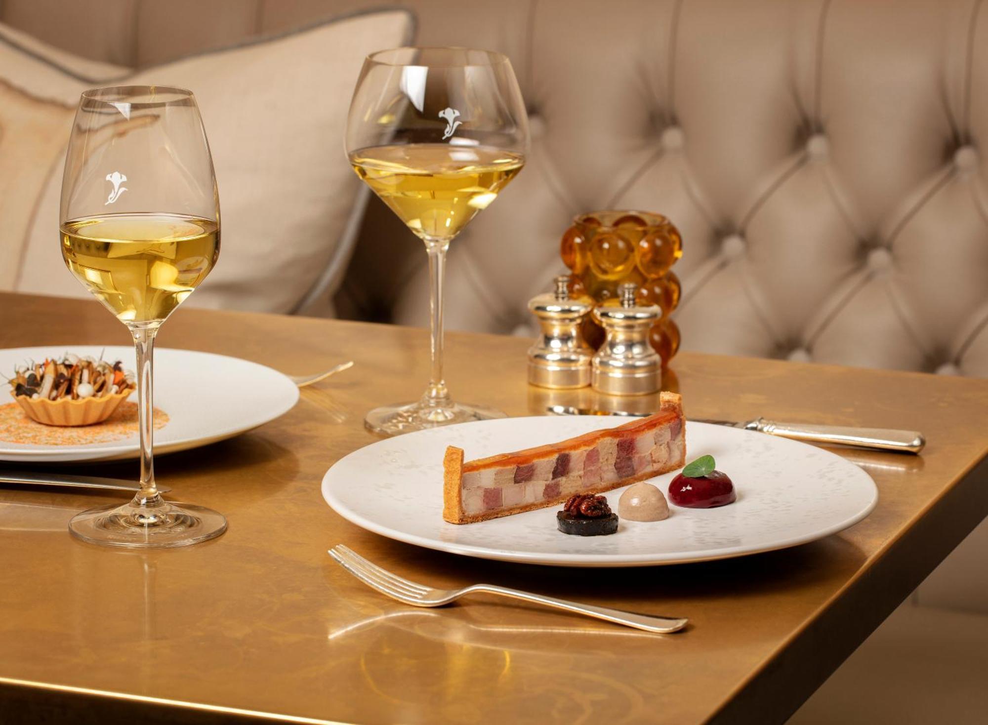 The Vineyard Hotel & Spa Newbury  Buitenkant foto