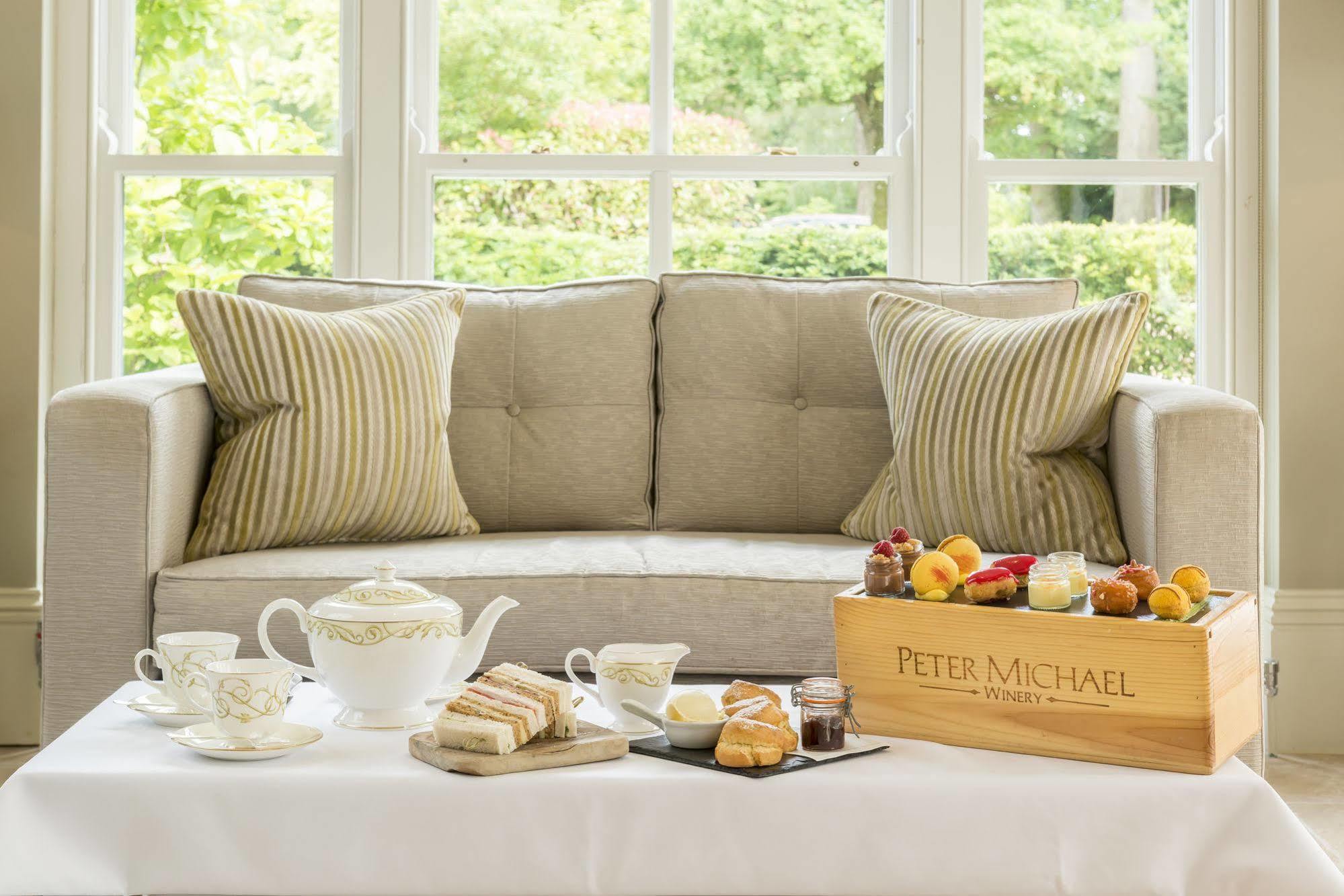 The Vineyard Hotel & Spa Newbury  Buitenkant foto